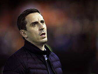 Gary Neville's been handin...